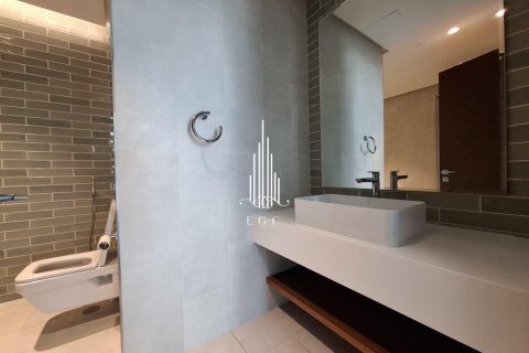 Apartment de 2 dormitorios en Tourist Club Area, UAE No. 37560 14