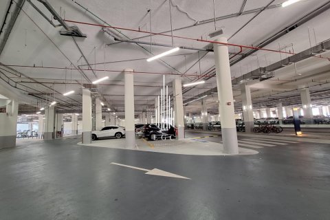 Apartment de 2 dormitorios en Tourist Club Area, UAE No. 37560 21
