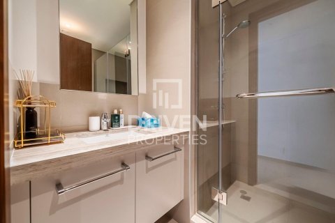 2 bedrooms Apartment in BLVD Heights, UAE No. 212686 11