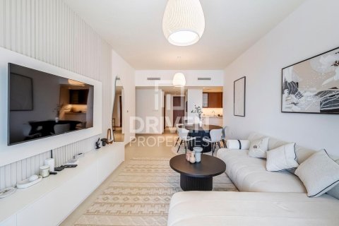 2 bedrooms Apartment in BLVD Heights, UAE No. 212686