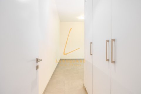 Apartment de 2 dormitorios en Marina Arcade Tower, UAE No. 224337 13