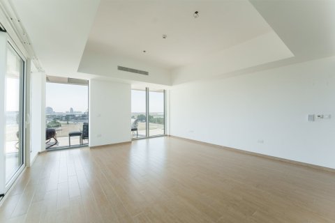 2 bedrooms Apartment on the Yas Island, UAE No. 218840 8