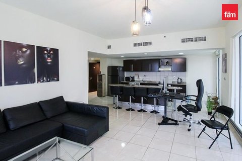 Apartment de 2 dormitorios en Dubai, UAE No. 224441 8