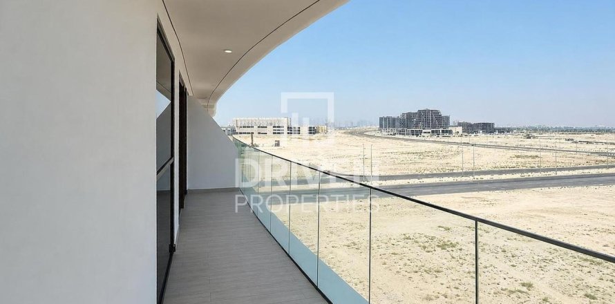 Apartment de 2 dormitorios en Dubai, UAE No. 215082