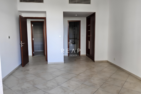 Apartment de 2 dormitorios en Motor City, UAE No. 28995 8