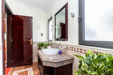 6 bedrooms Villa in Signature Villas, UAE No. 212503 22