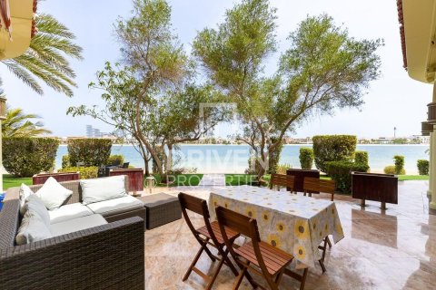 6 bedrooms Villa in Signature Villas, UAE No. 212503 25