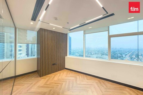 101.6m² Office in Dubai, UAE No. 216368 17