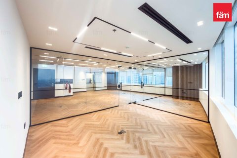 101.6m² Office in Dubai, UAE No. 216368