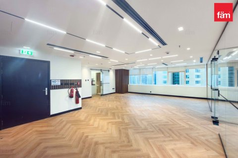 101.6m² Office in Dubai, UAE No. 216368 16