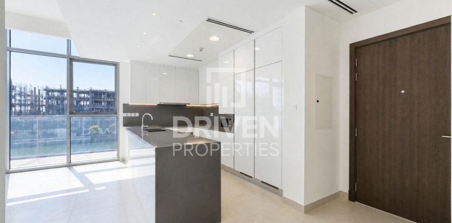 Apartment de 3 dormitorios en Al Wasl, UAE No. 221454