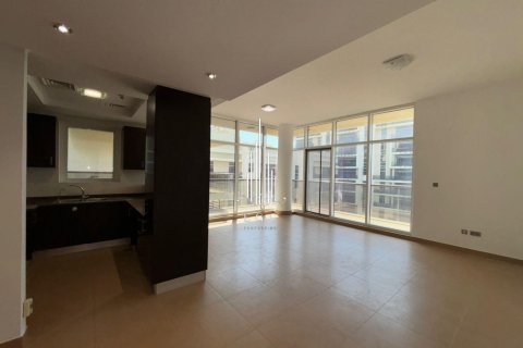Apartment de 2 dormitorios en Khalifa City, UAE No. 36784 3