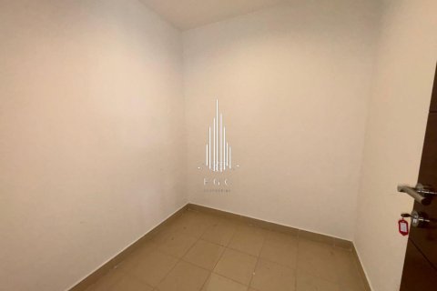 Apartment de 2 dormitorios en Khalifa City, UAE No. 36784 7