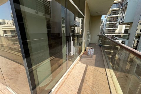 Apartment de 2 dormitorios en Khalifa City, UAE No. 36784 8