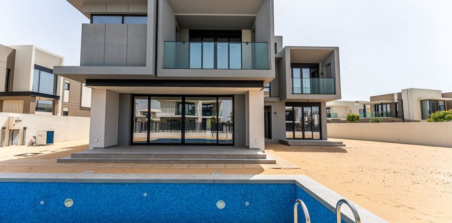 Villa de 5 dormitorios en Jebel Ali, UAE No. 223882