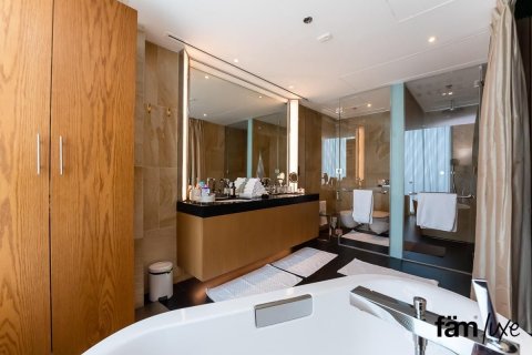 2 bedrooms Apartment in Dubai, UAE No. 197242 7