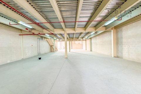 Склад 777.1м² в Дубай, ОАЭ №47676 3