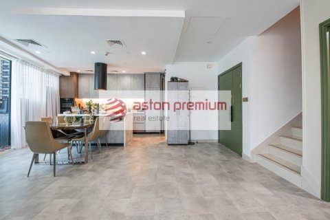 2 bedrooms Apartment in Business Bay, UAE No. 219334 10
