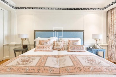 Дуплекс с 3 спальнями в Palazzo Versace, ОАЭ №211460 10