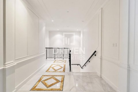 Дуплекс с 3 спальнями в Palazzo Versace, ОАЭ №211460 19