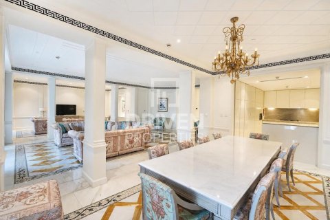 Дуплекс с 3 спальнями в Palazzo Versace, ОАЭ №211460 7