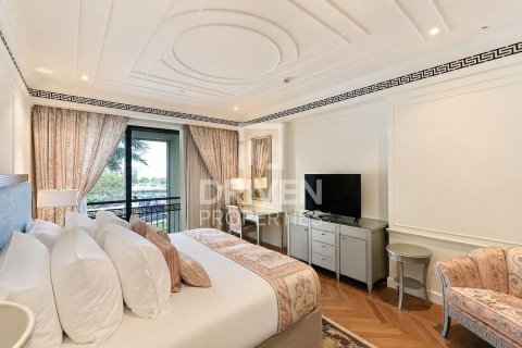 Дуплекс с 3 спальнями в Palazzo Versace, ОАЭ №211460 12