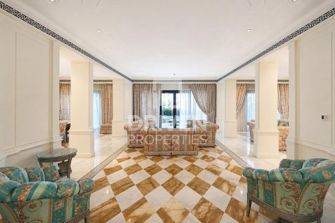 Дуплекс с 3 спальнями в Palazzo Versace, ОАЭ №211460 17