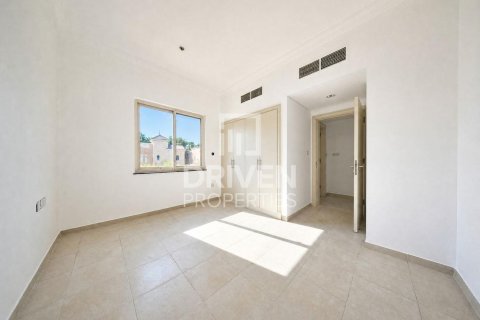Villa de 4 dormitorios en Victory Heights, UAE No. 221556 17