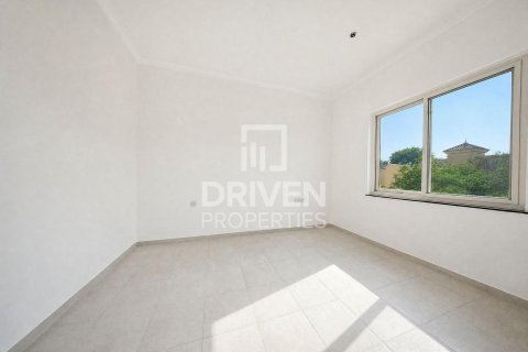 Villa de 4 dormitorios en Victory Heights, UAE No. 221556 16