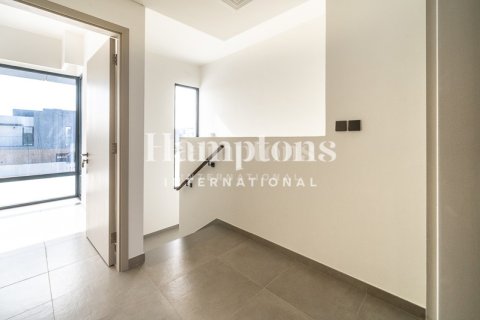 Townhouse de 3 chambres à Sweden, UAE No. 154111 15