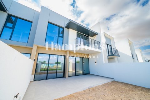 Townhouse de 3 chambres à Sweden, UAE No. 154111 14