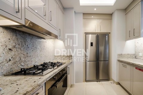 Apartment de 3 dormitorios en The Address Sky View Towers, UAE No. 215214 13