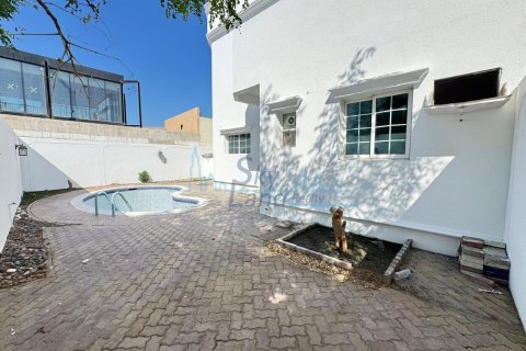 Villa de 4 dormitorios en Umm Suqeim, UAE No. 145038 24