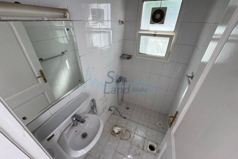 Villa de 4 dormitorios en Umm Suqeim, UAE No. 145038 30