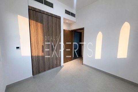 Townhouse de 2 dormitorios en Khalifa City, UAE No. 224220 17