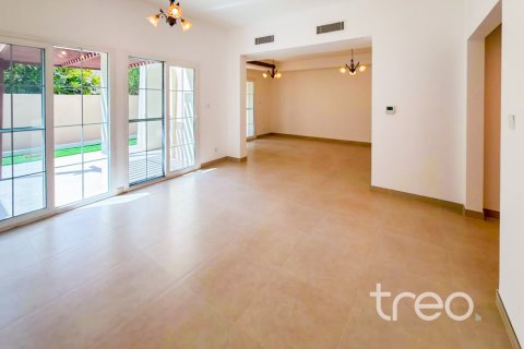 Villa de 4 chambres à Arabian Ranches, UAE No. 222772 8