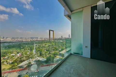 Квартира с 2 спальнями в Zabeel, ОАЭ №73259 3