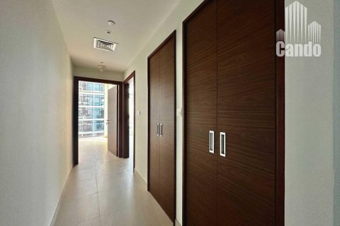 Квартира с 2 спальнями в Zabeel, ОАЭ №73259 10