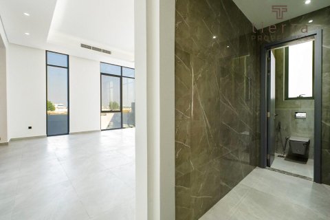 5 bedrooms Villa in Al Barsha South, UAE No. 38879 9