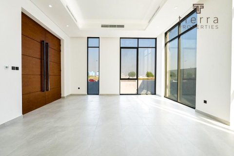 5 bedrooms Villa in Al Barsha South, UAE No. 38879 5