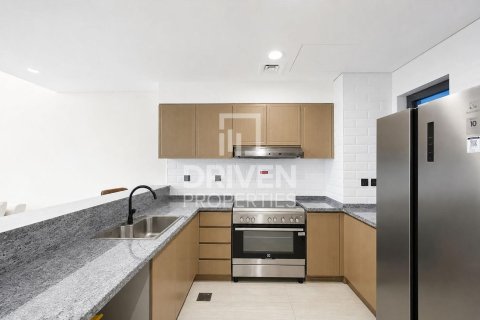 Вилла с 4 спальнями в Damac Lagoons, ОАЭ №218677 16