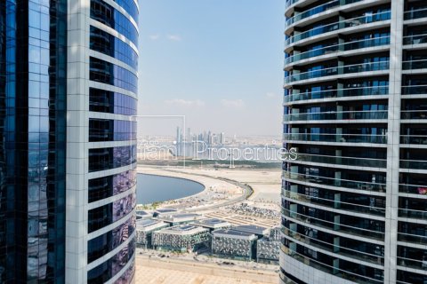 2 bedrooms Apartment in Business Bay, UAE No. 167378 4