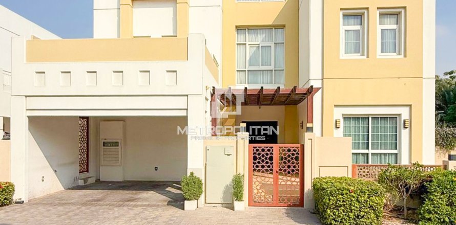 Villa de 5 chambres à Mudon, UAE No. 130178