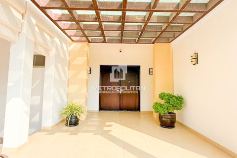 Villa de 5 chambres à Mudon, UAE No. 130178 15