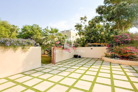 Villa de 5 chambres à Mudon, UAE No. 130178 14