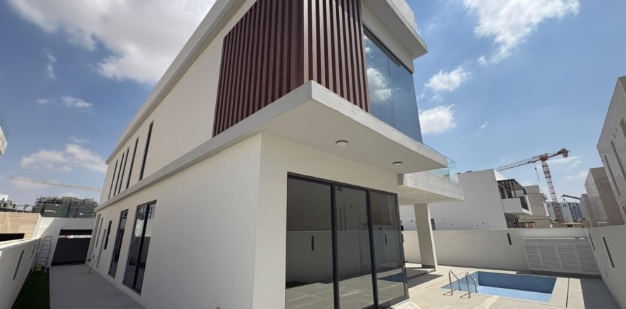 5 bedrooms Villa in Dubai South (Dubai World Central), UAE No. 151127