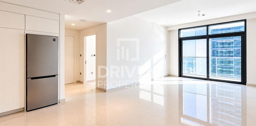 Apartment de 1 dormitorio en EMAAR Beachfront, UAE No. 223298