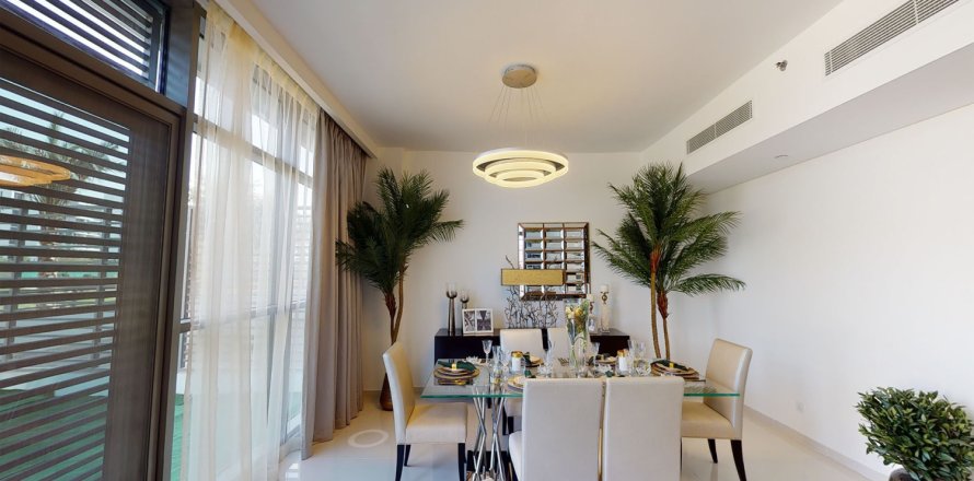 3 bedrooms Apartment in GOLF TOWN Dubai, UAE No. 95254