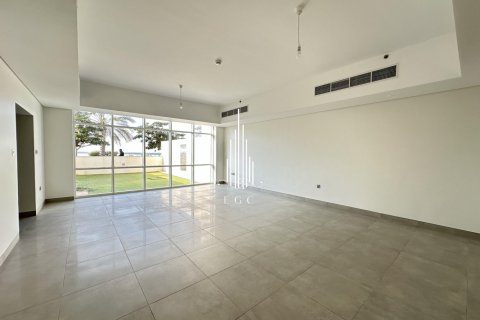 Таунхаус с 2 спальнями в Al Raha Beach, ОАЭ №44866 3