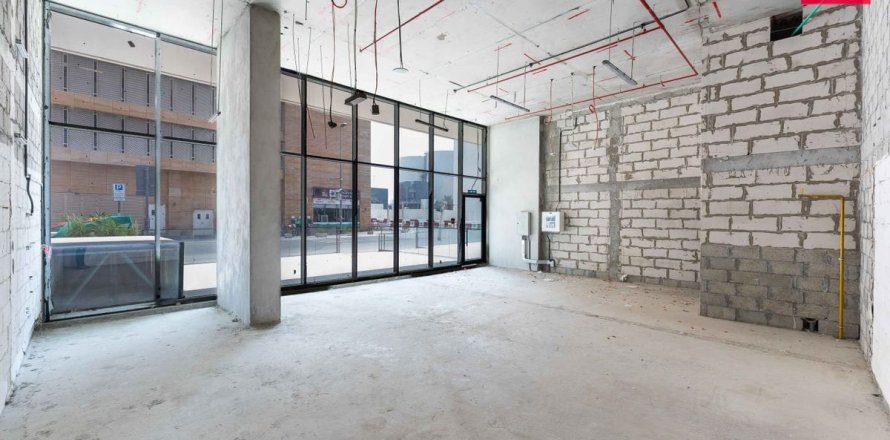 Shop de 162.9m² en Dubai, UAE No. 205738